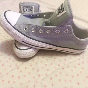 Converse Women's Gray Sneakers (no laces)